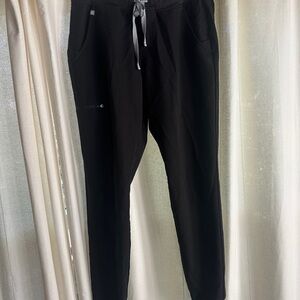 Figs jogger scrubs (regular waist)